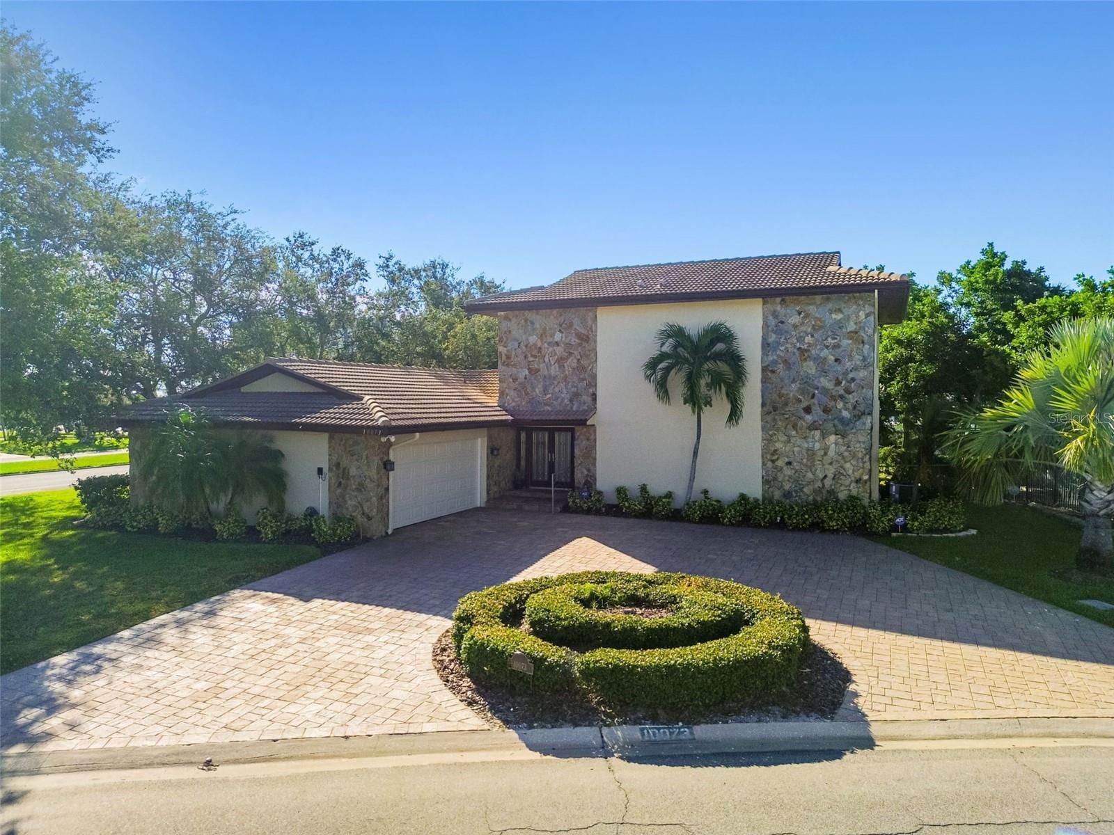 10073 S Yacht Club Dr photo 2