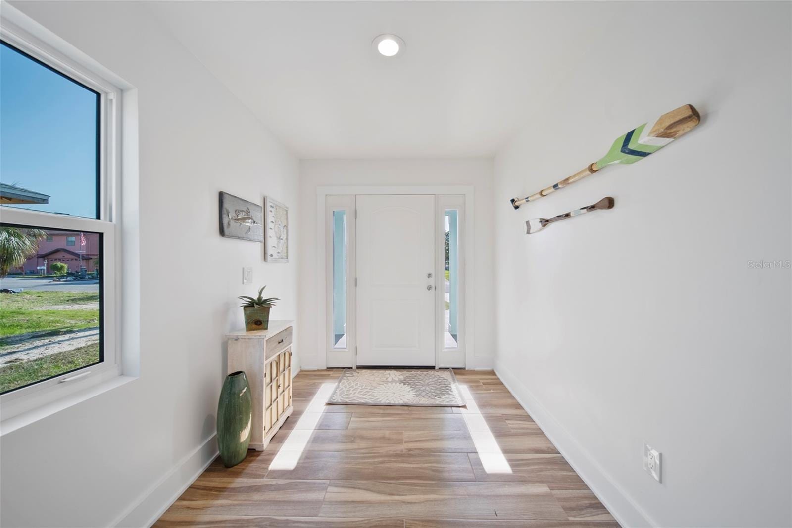15564 Bertram Dr photo 3