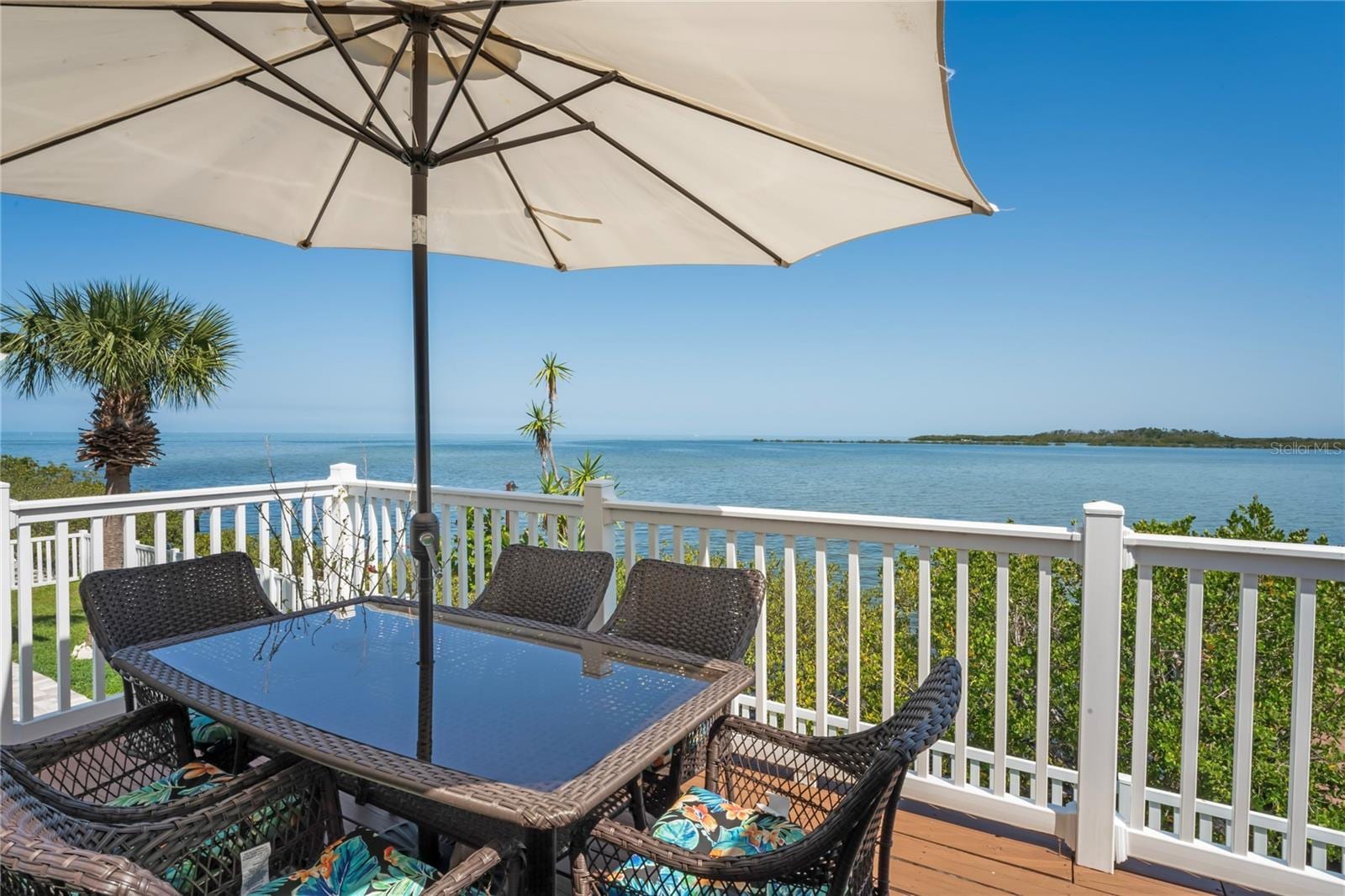 6603 Driftwood Dr photo 2