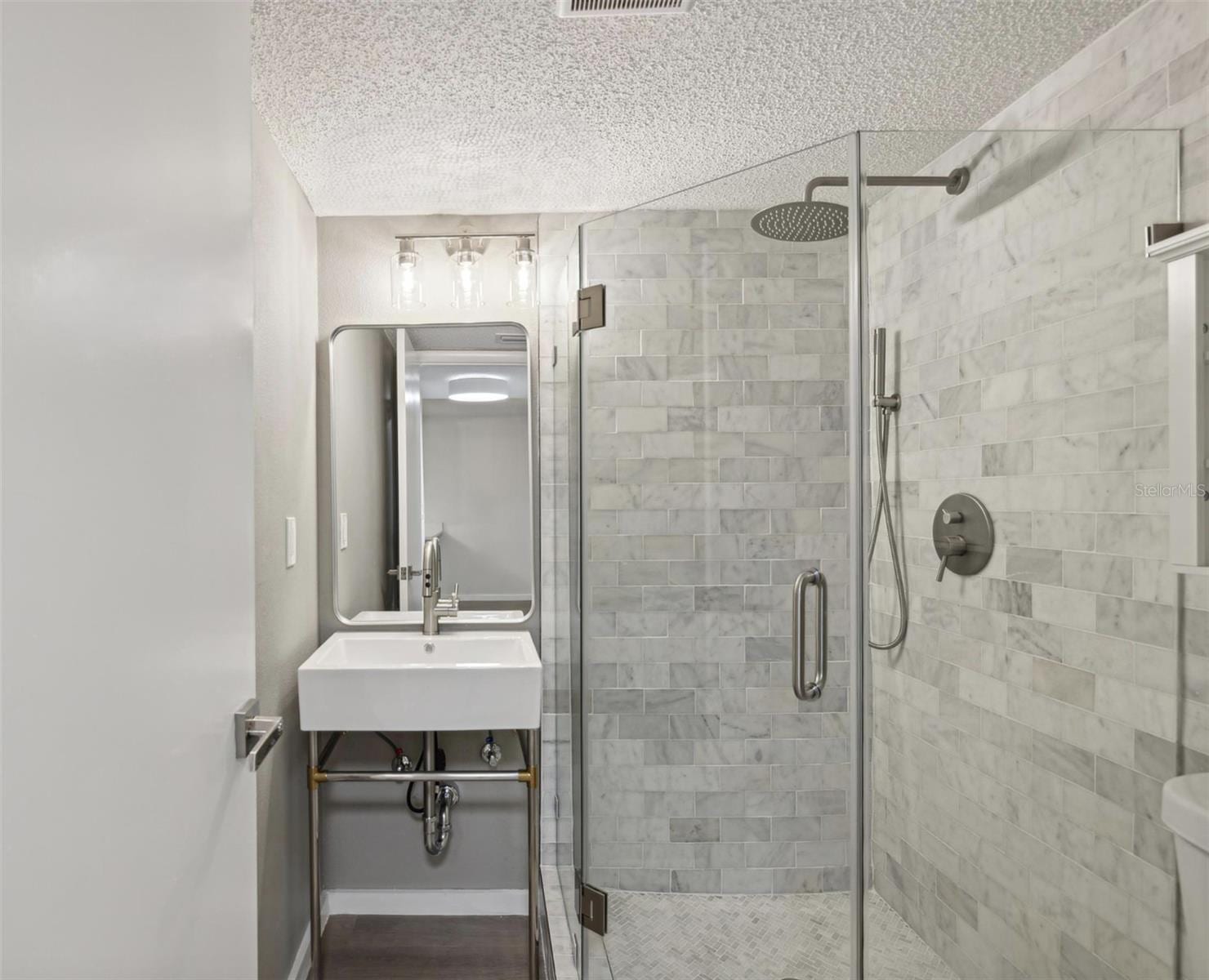 1524 Lakeview Rd #103 photo 4