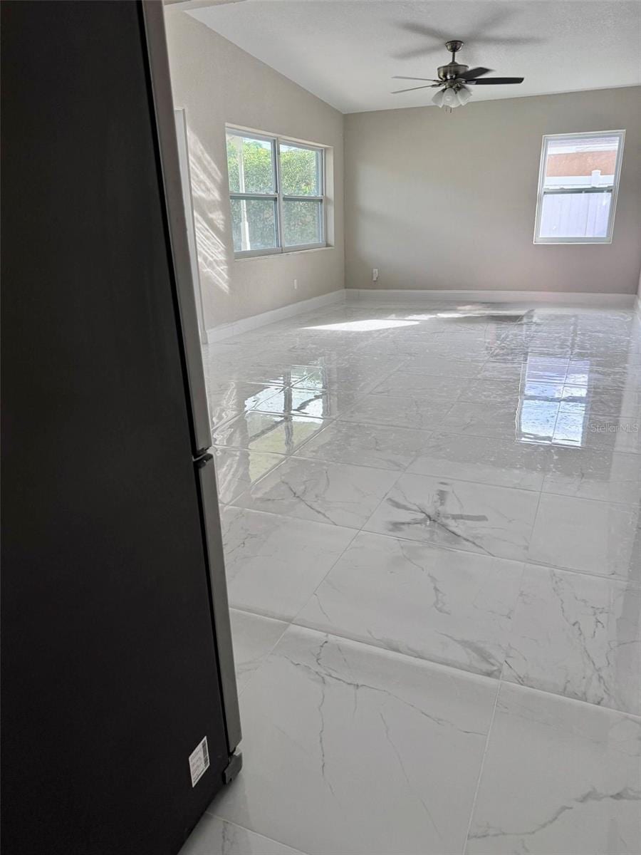1601 Roselawn St SW photo 3