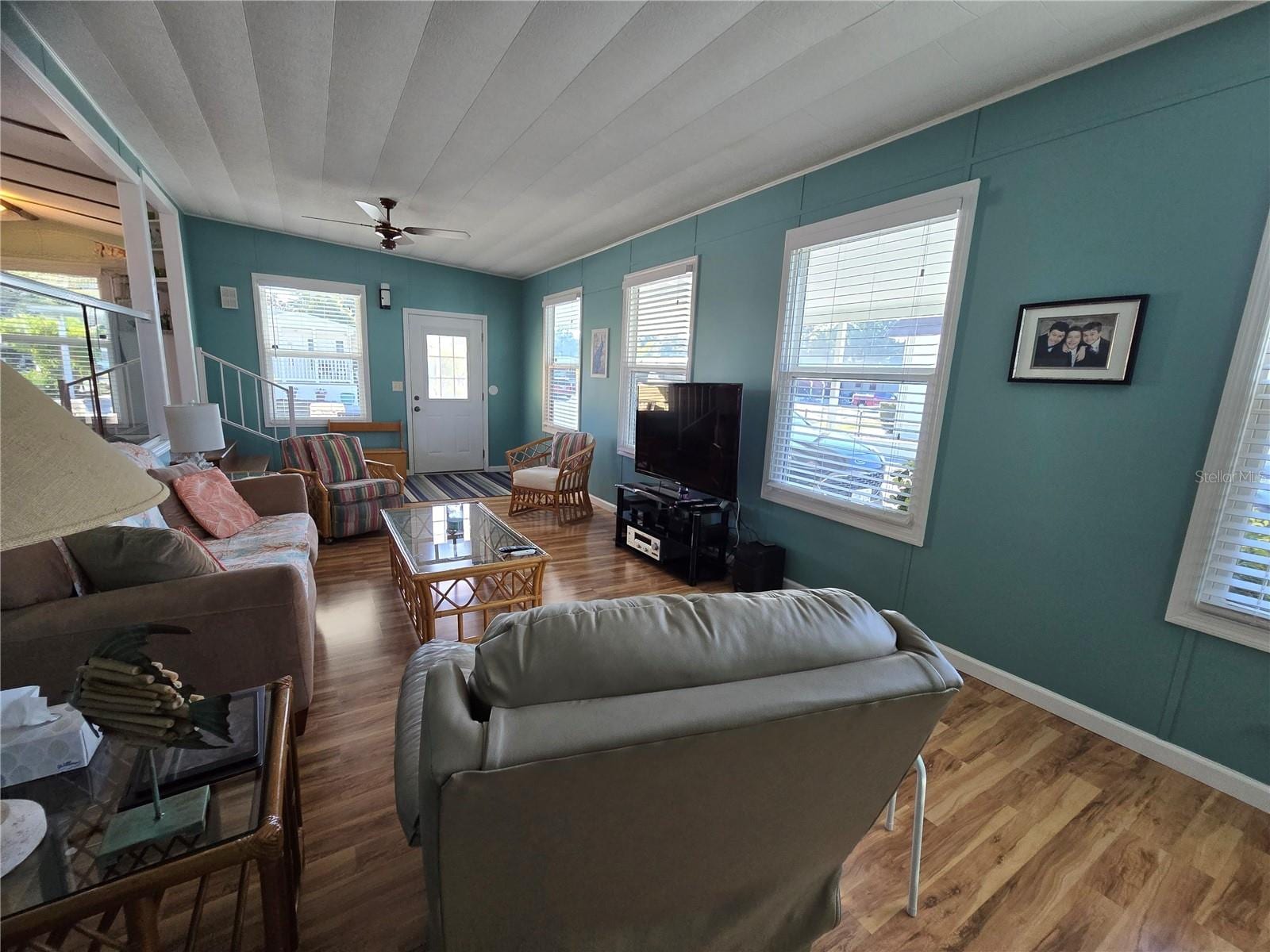 6307 Wealthy Ln photo 5