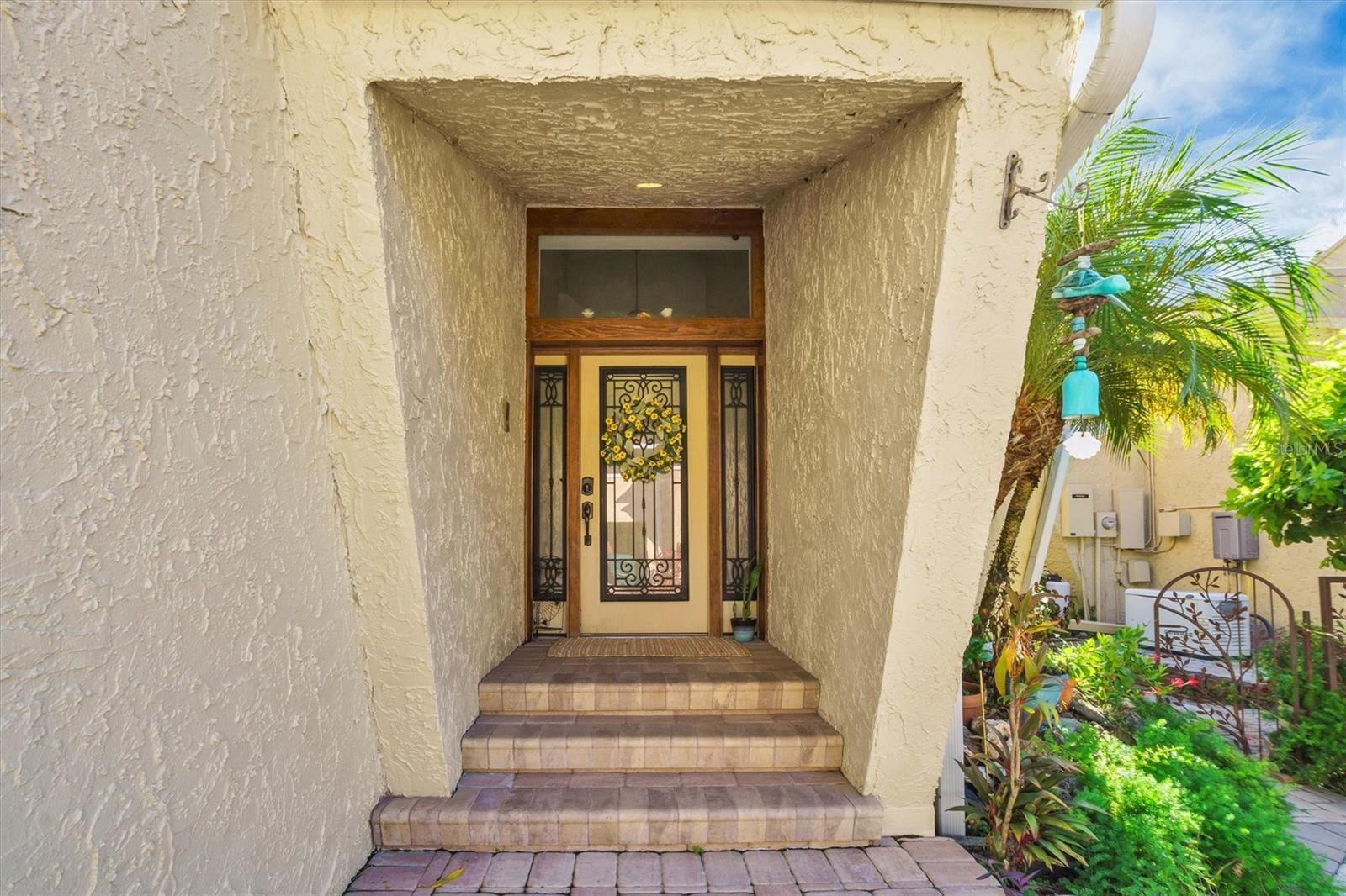 21 Casarena CT photo 4