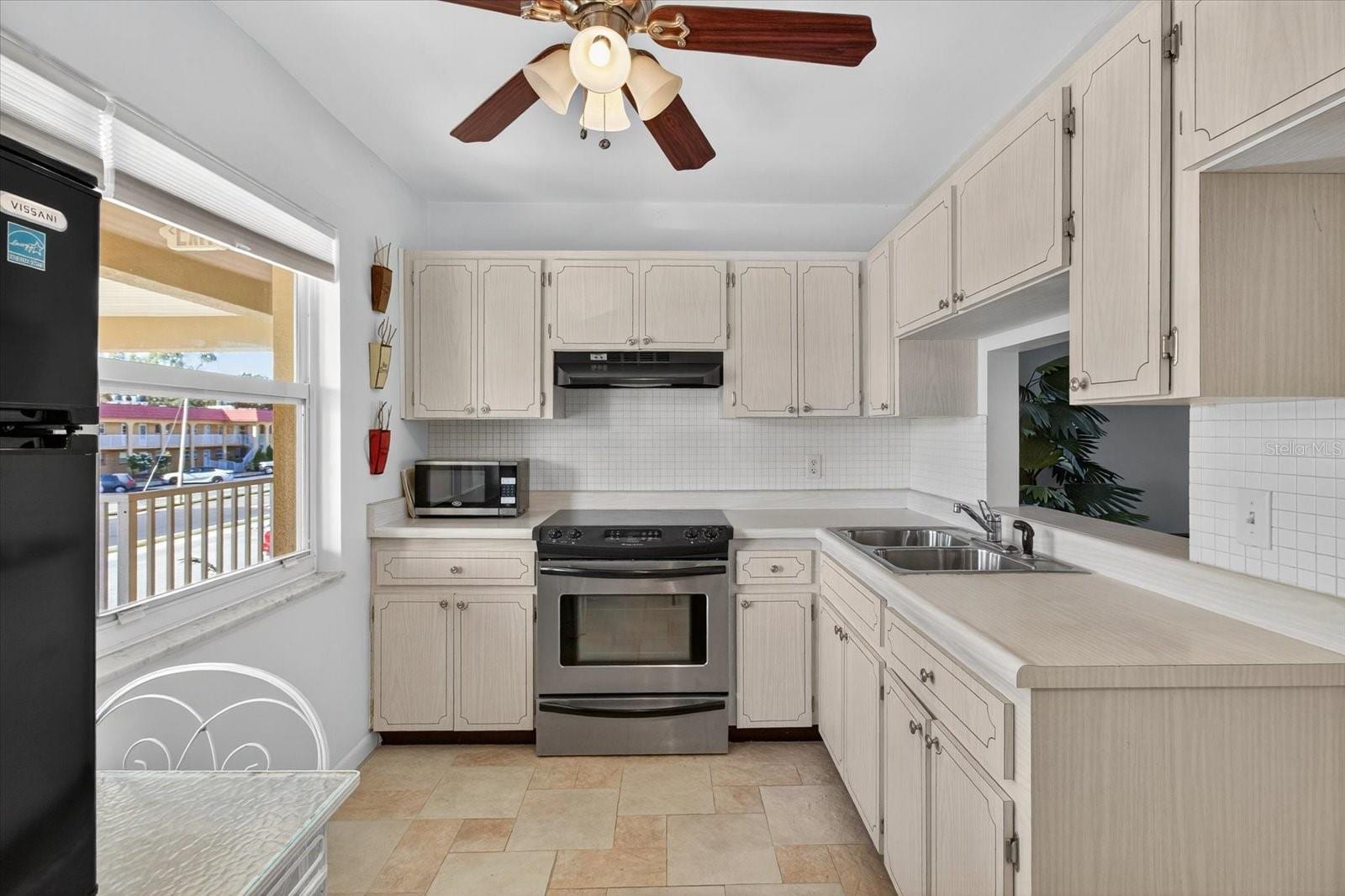 1301 S Hercules Ave #22 photo 4