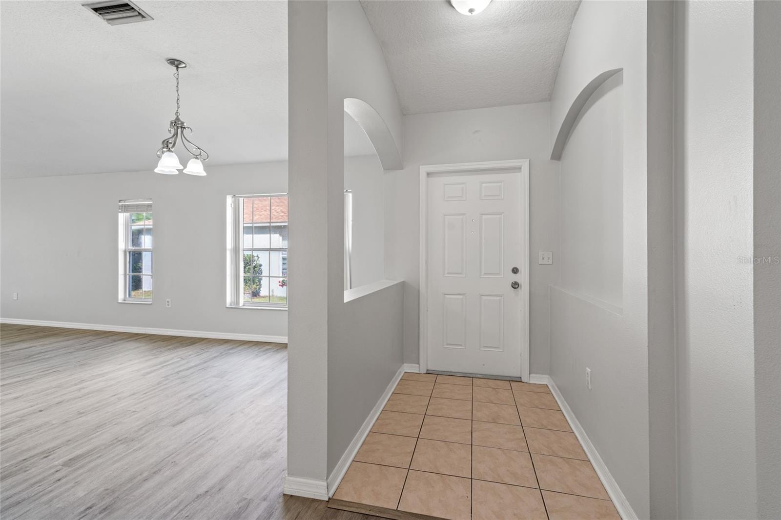 5727 Autumn Shire Dr photo 3