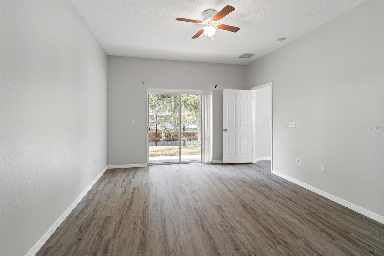 5727 Autumn Shire Dr photo 5