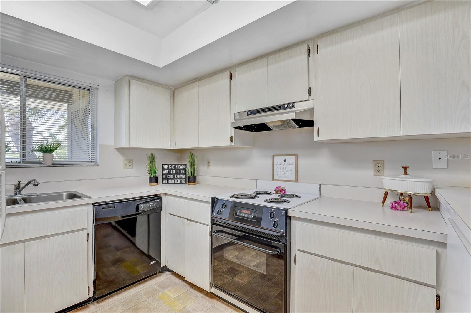 6400 Flotilla Dr #15 photo 3