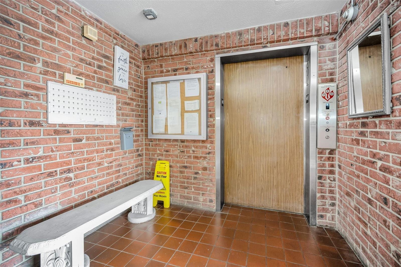 5501 80th St N #405 photo 5