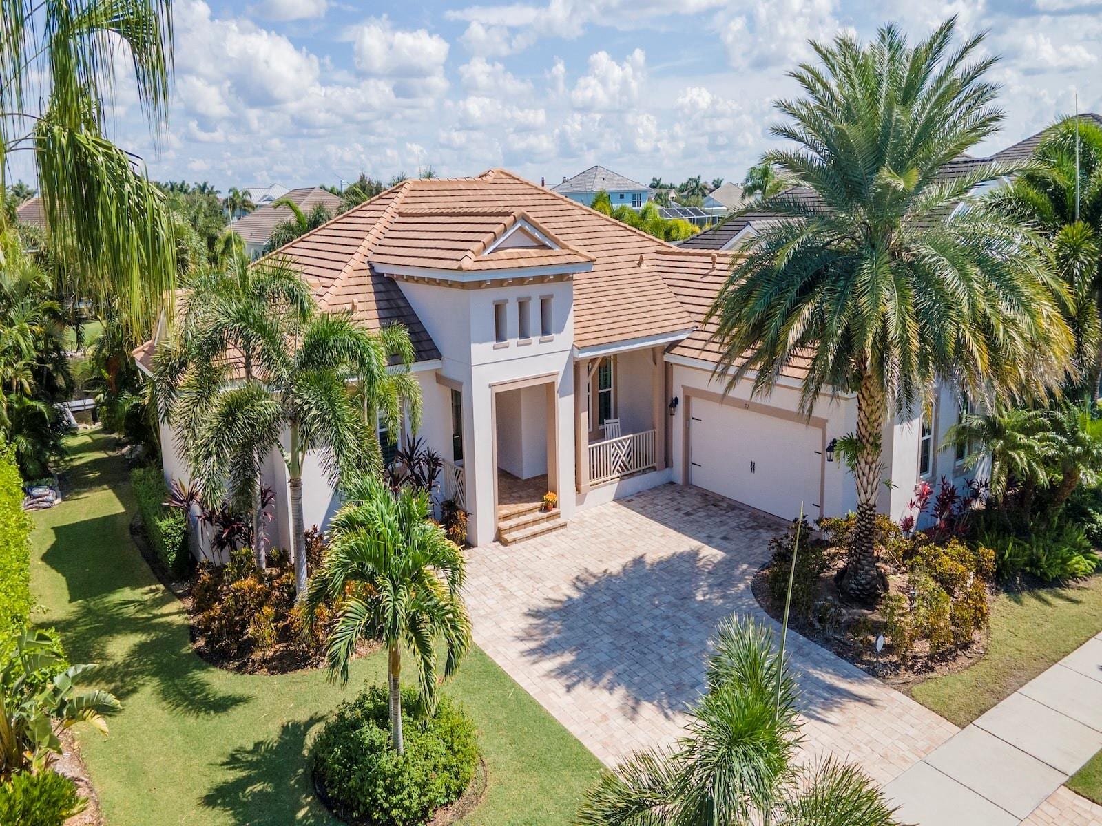 717 Manns Harbor Dr photo 3