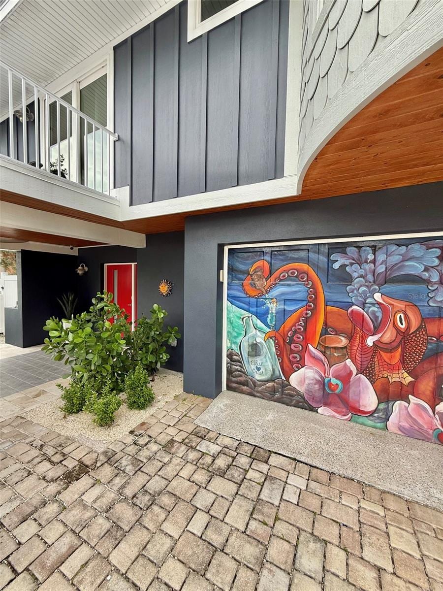 111 Cedar Ave photo 4