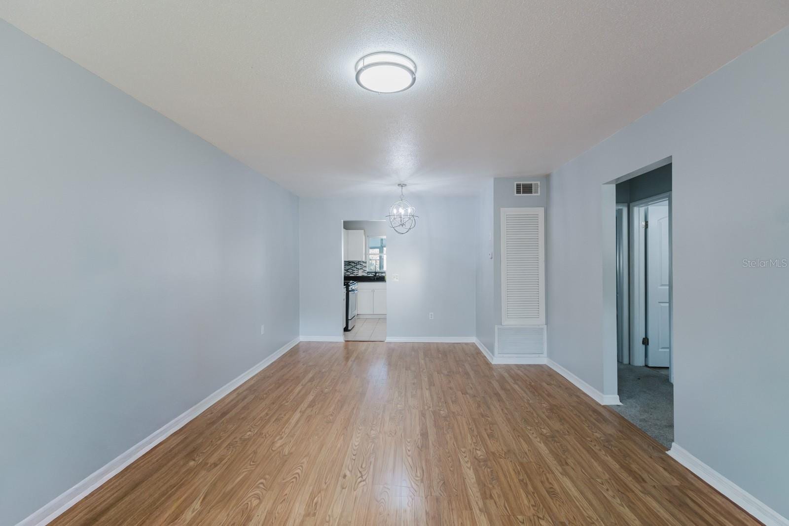 9905 Dahlia St N #27 photo 4