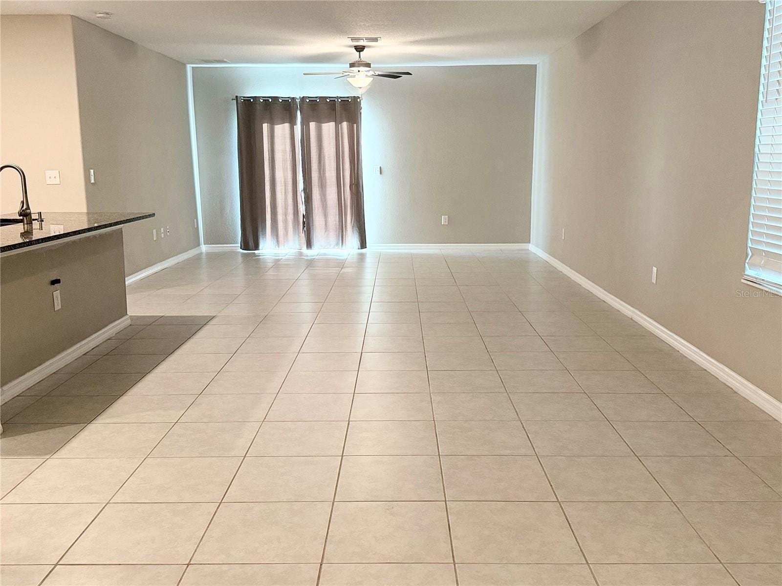 3153 Oyster Cove St photo 3