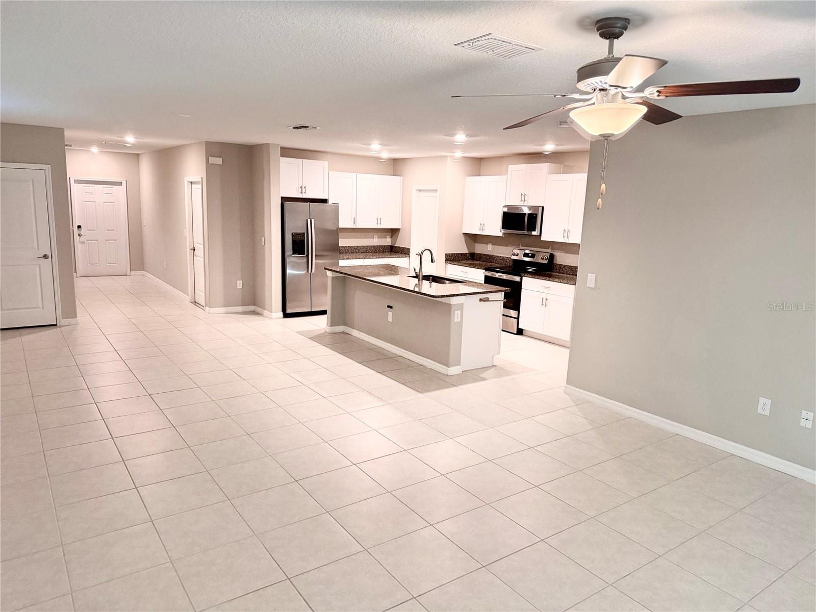 3153 Oyster Cove St photo 4