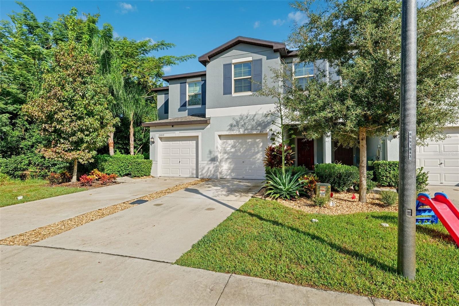 23217 Willow Glen Way photo 4
