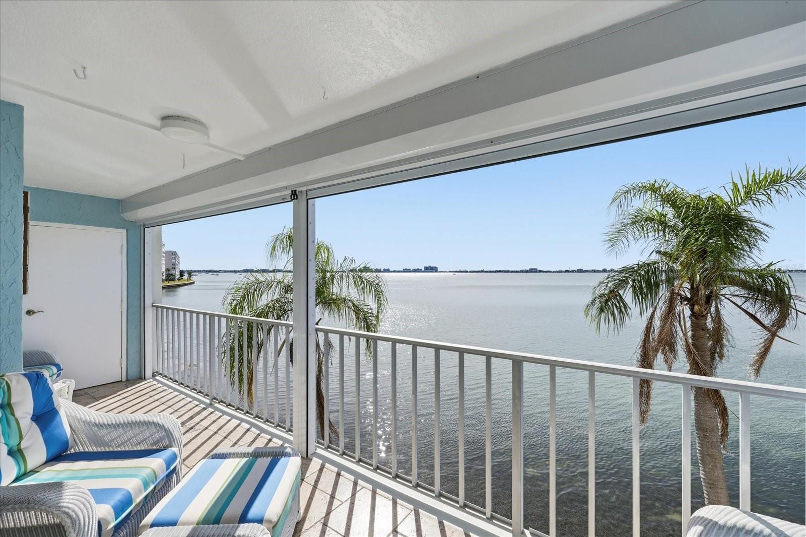 6060 Shore Blvd S #203 photo 3