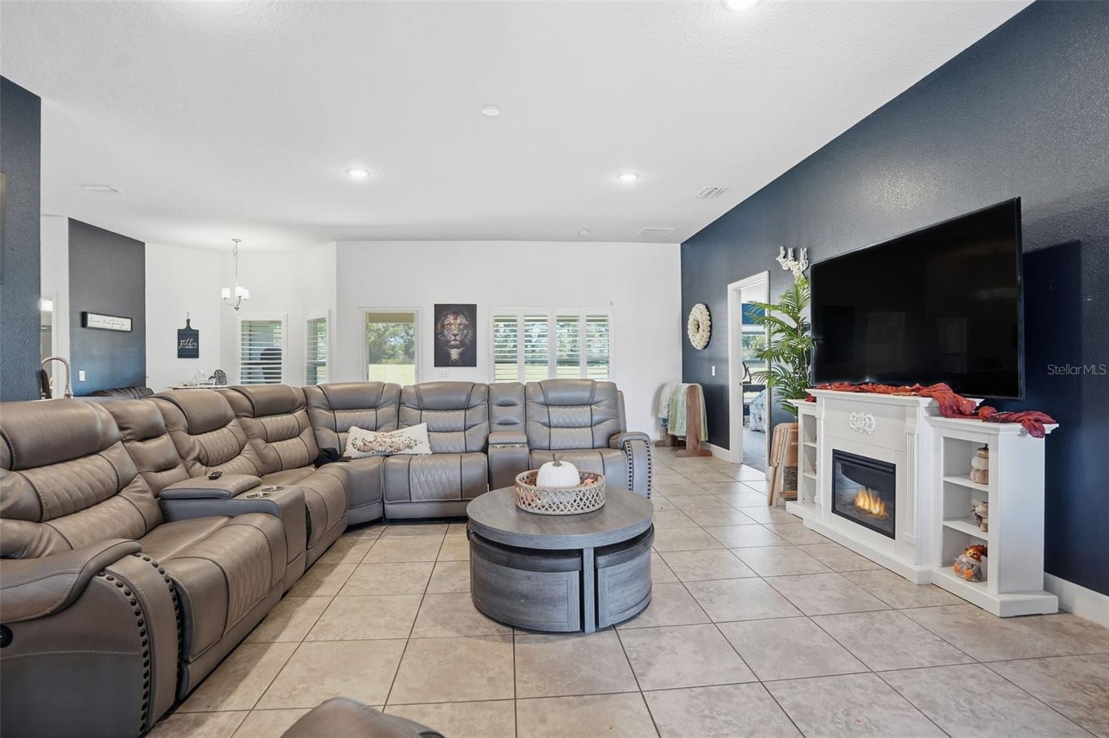 41043 Stanton Hall photo 4