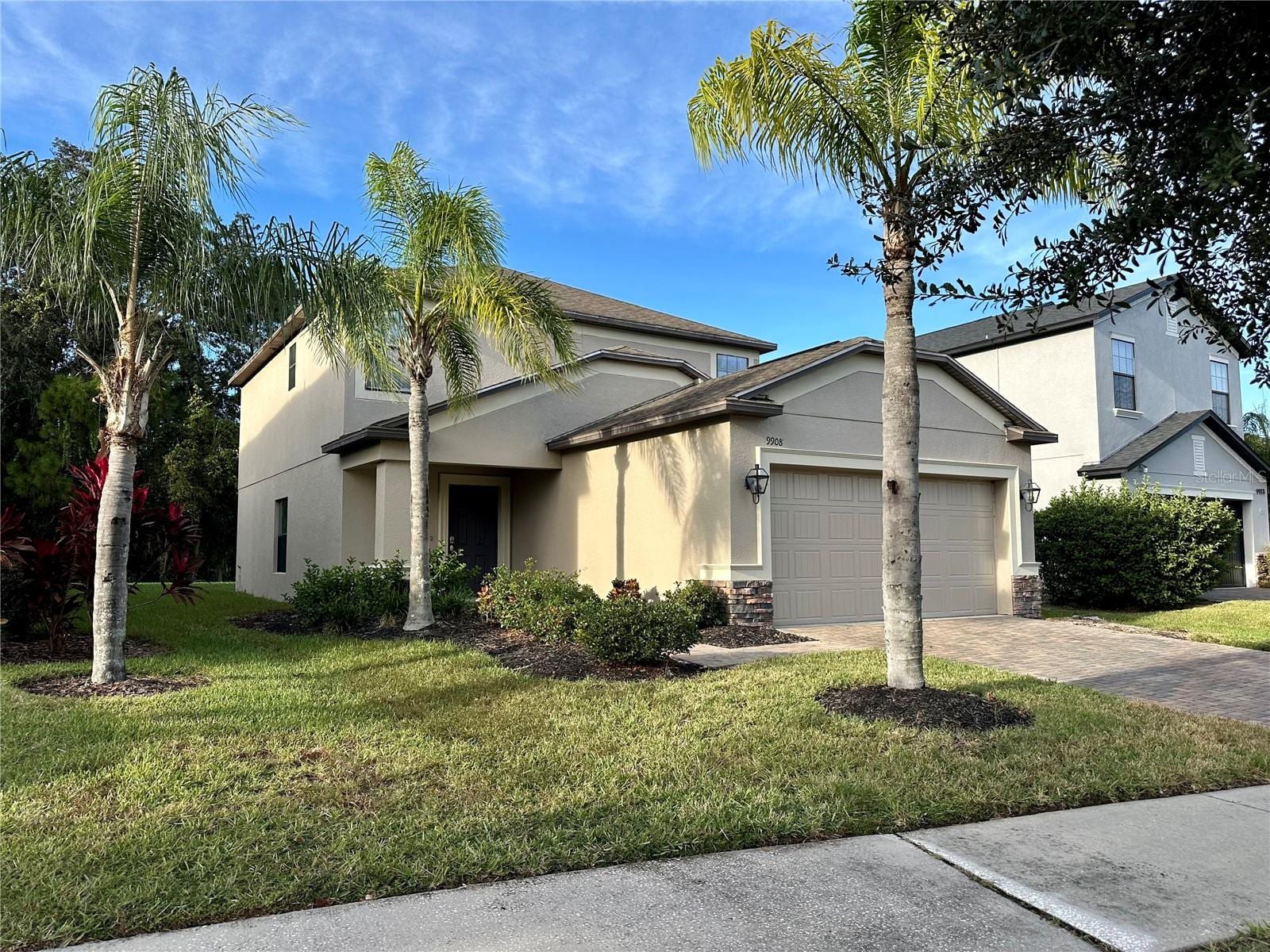 9908 Spice Bush CT photo 2