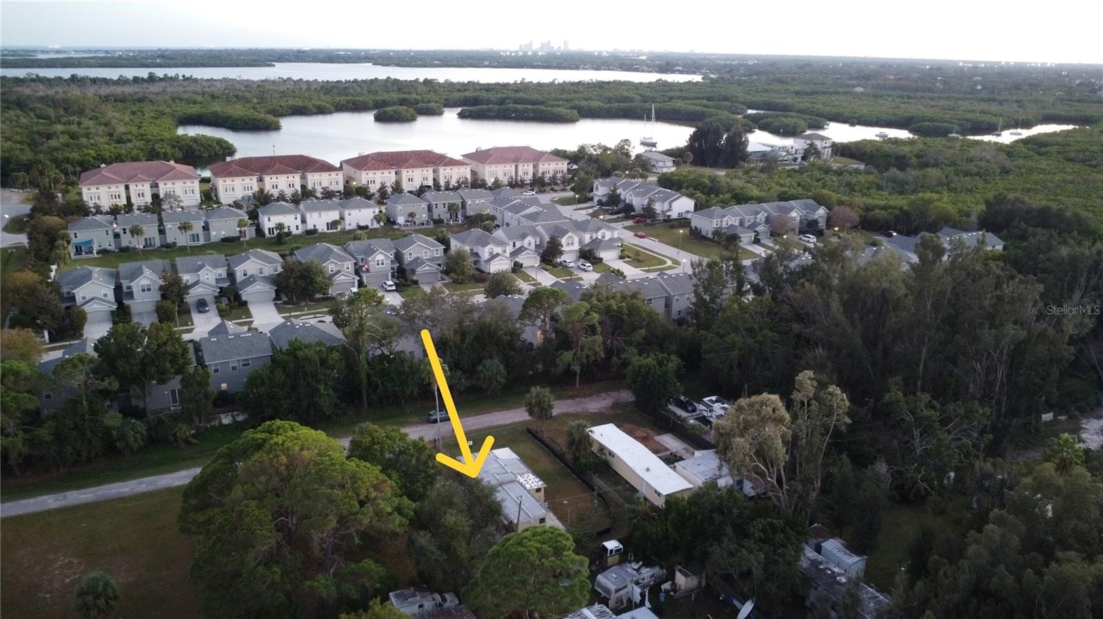 1331 Mentone Dr NE photo 5