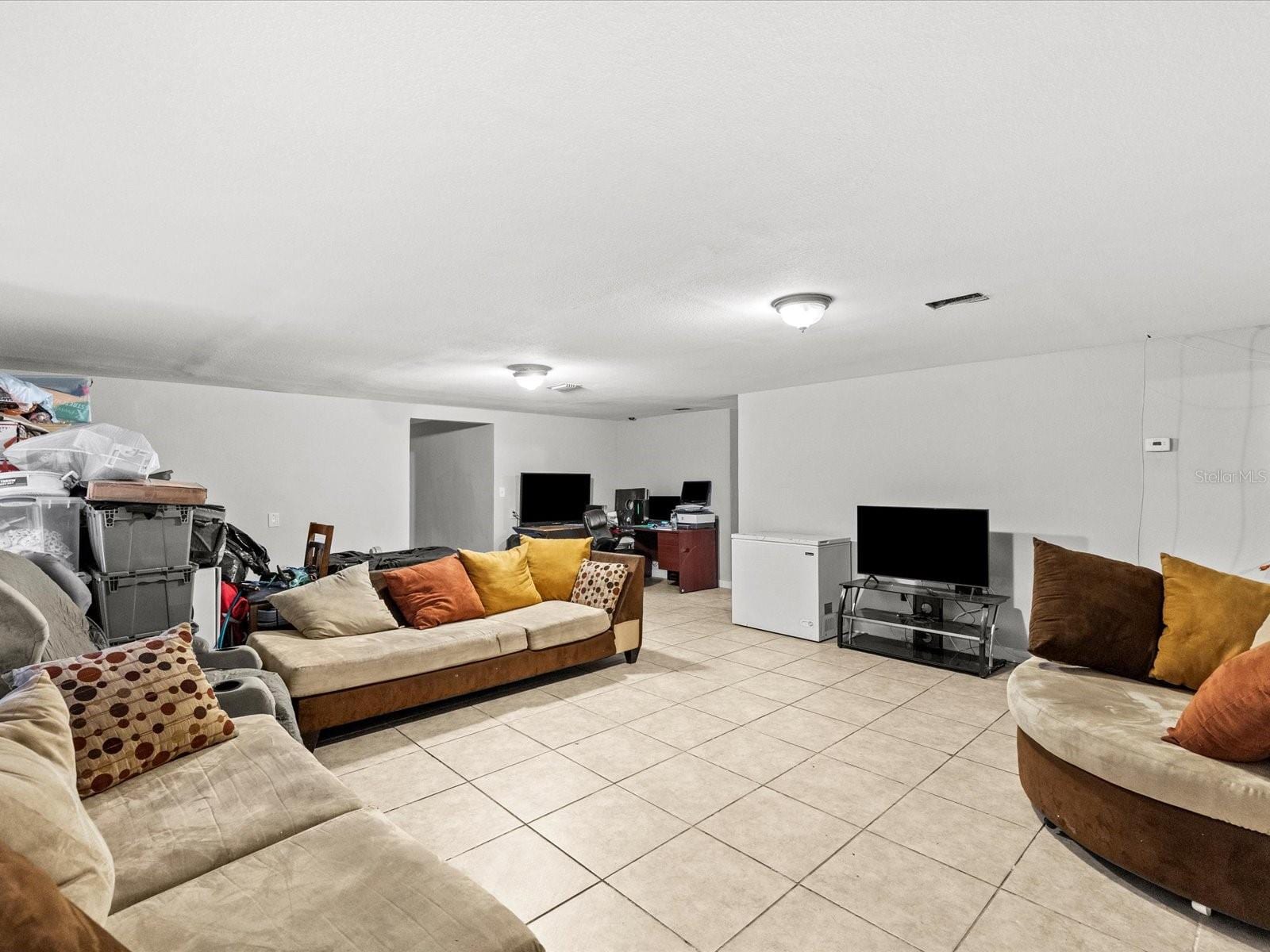 12218 Elkton Ave photo 5