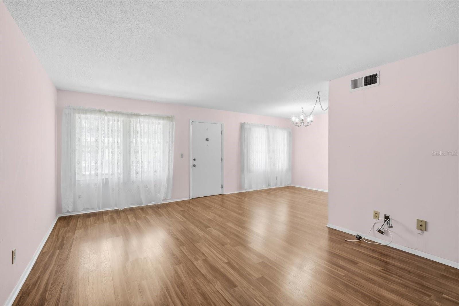 4910 Bay St NE #105 photo 4