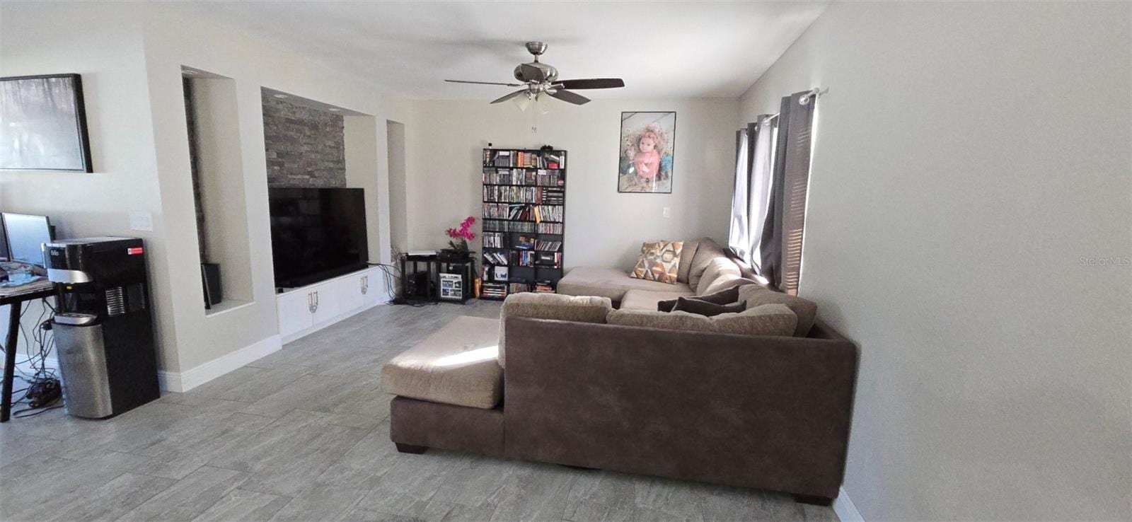 12546 Abbey Dr photo 4