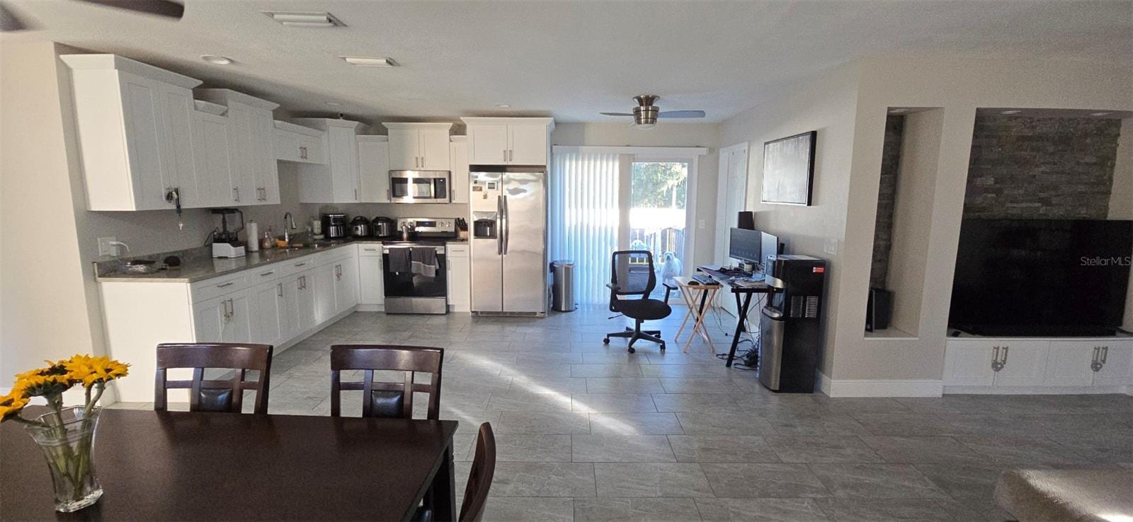 12546 Abbey Dr photo 5