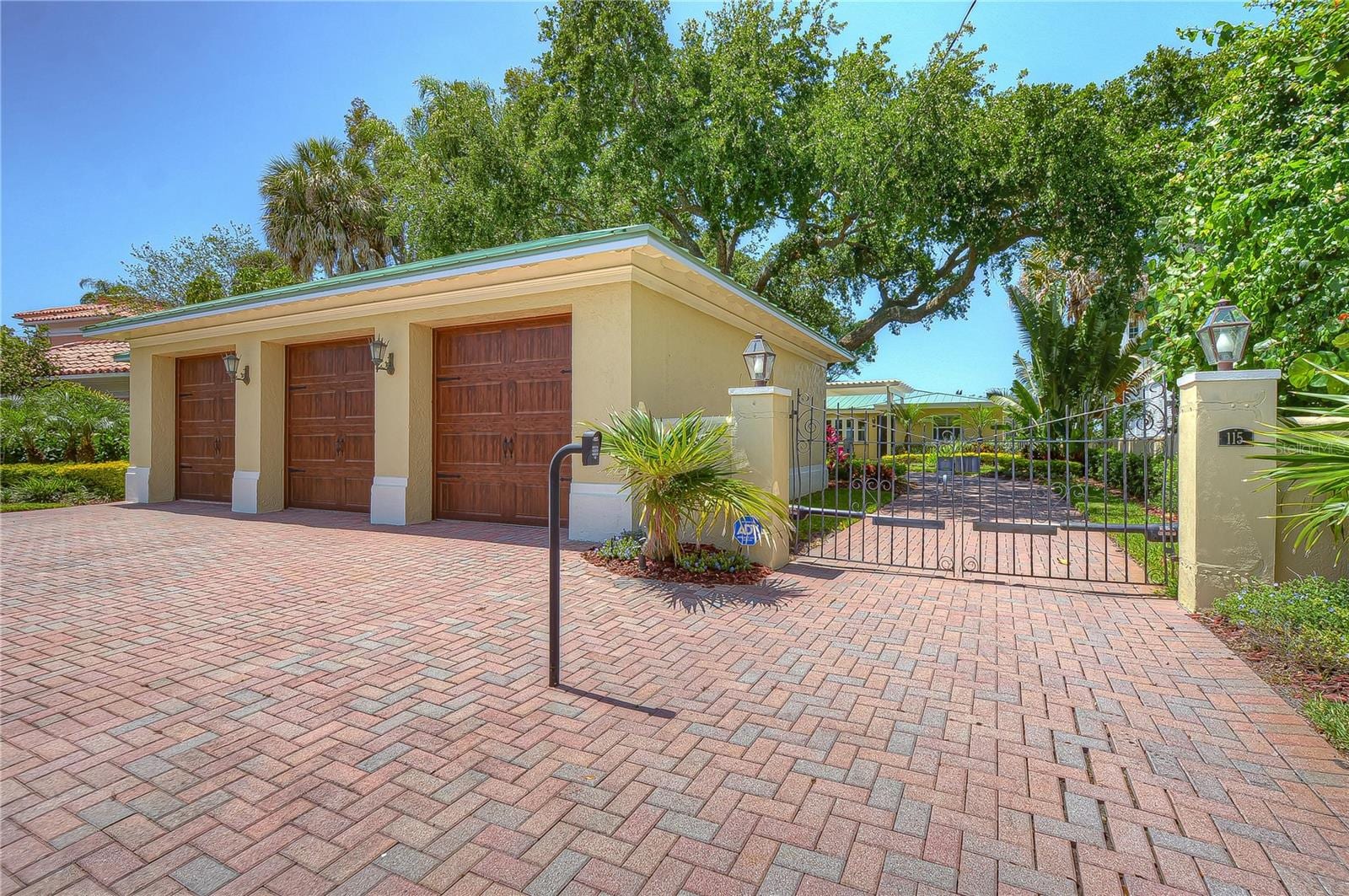 115 Buena Vista Dr S photo 5