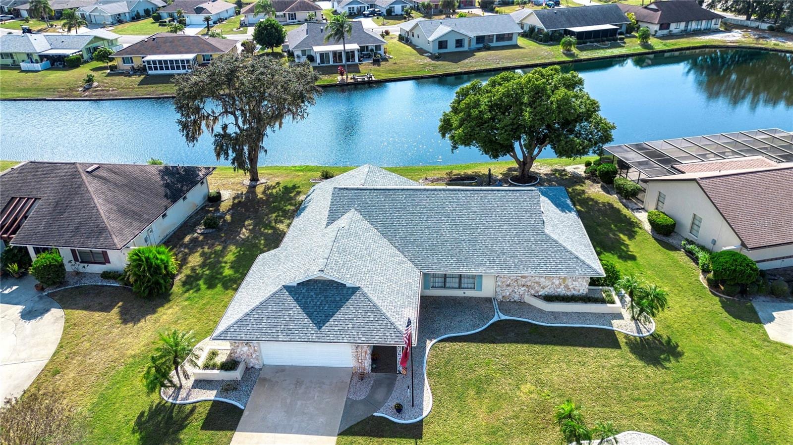 2016 E View Dr photo 4