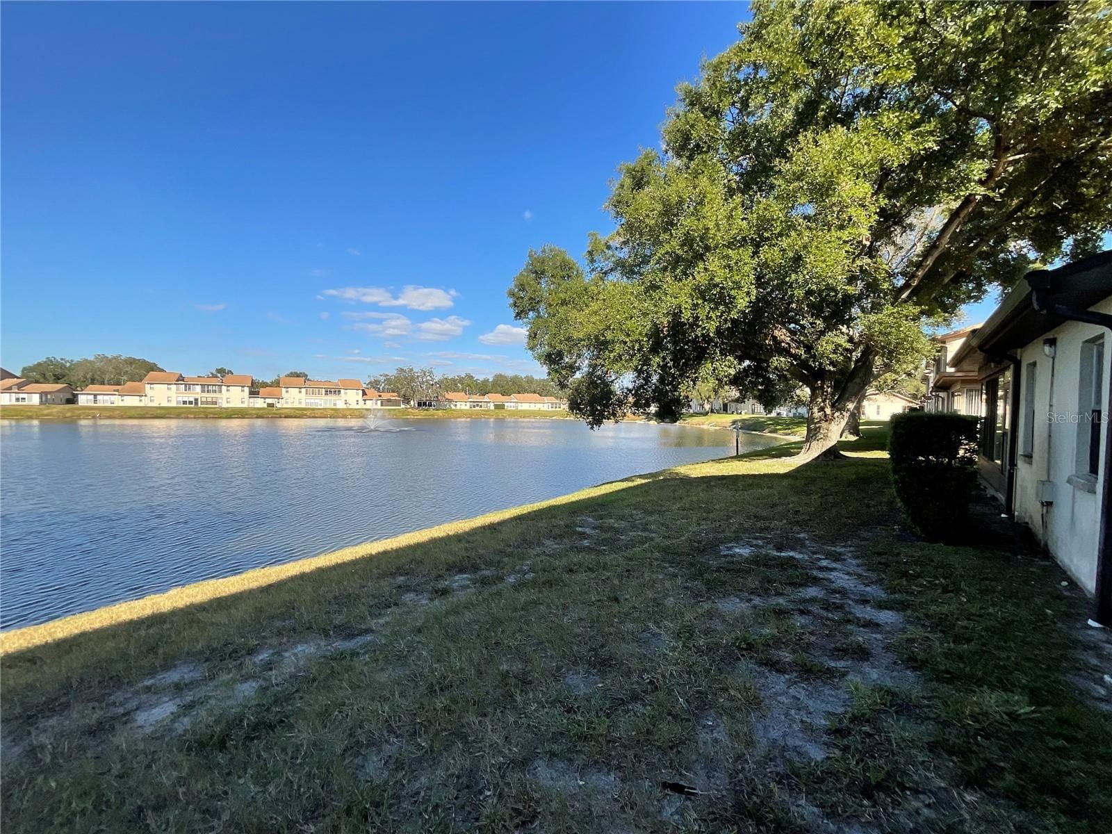 3811 Sailmaker Ln photo 5