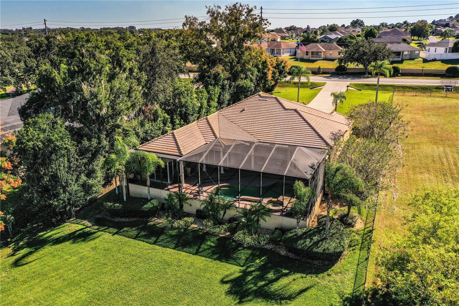 2918 Clubhouse Rd photo 3
