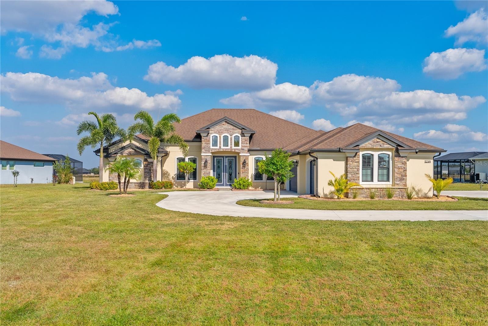 5219 Lake Venice Dr photo 4