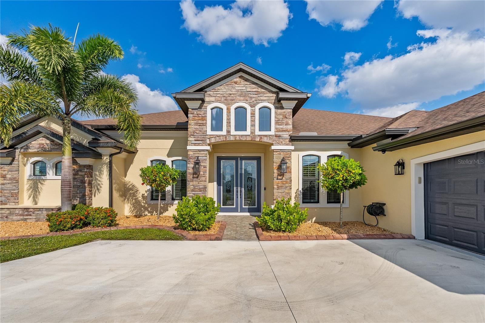 5219 Lake Venice Dr photo 5