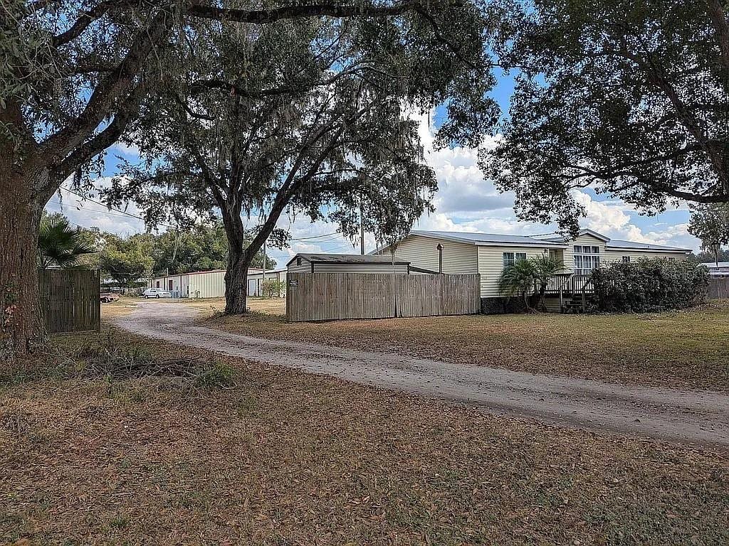 4402 Gallagher Rd photo 4