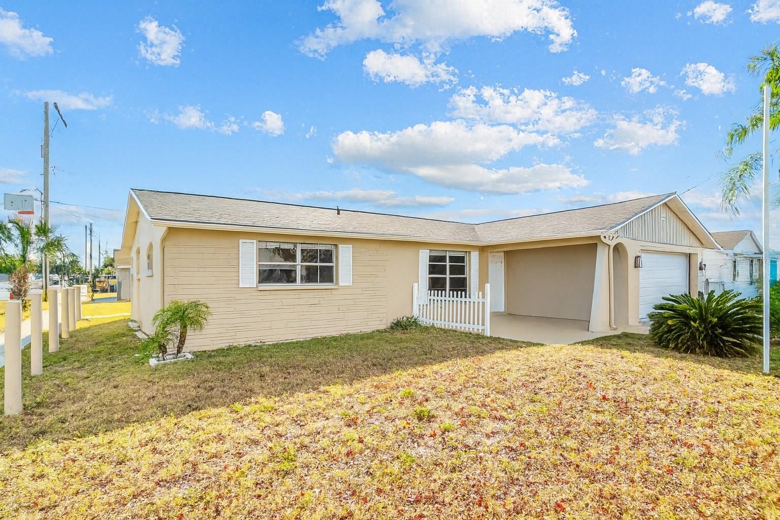 6450 Tralee Ave photo 2