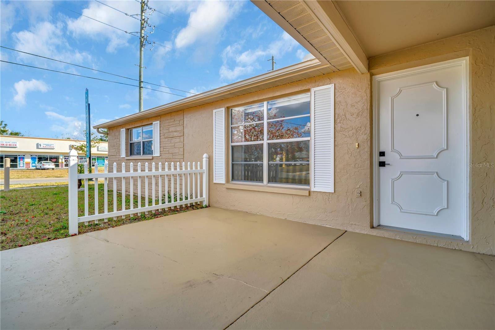 6450 Tralee Ave photo 3
