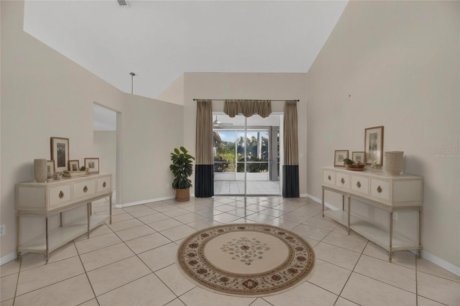16604 Lake Heather Dr photo 5