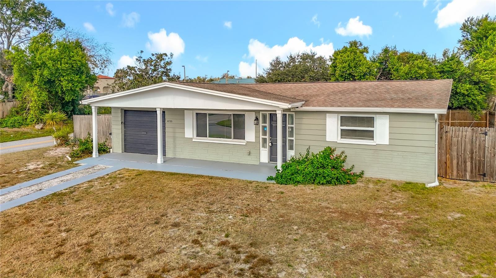 4723 Aegean Ave photo 2