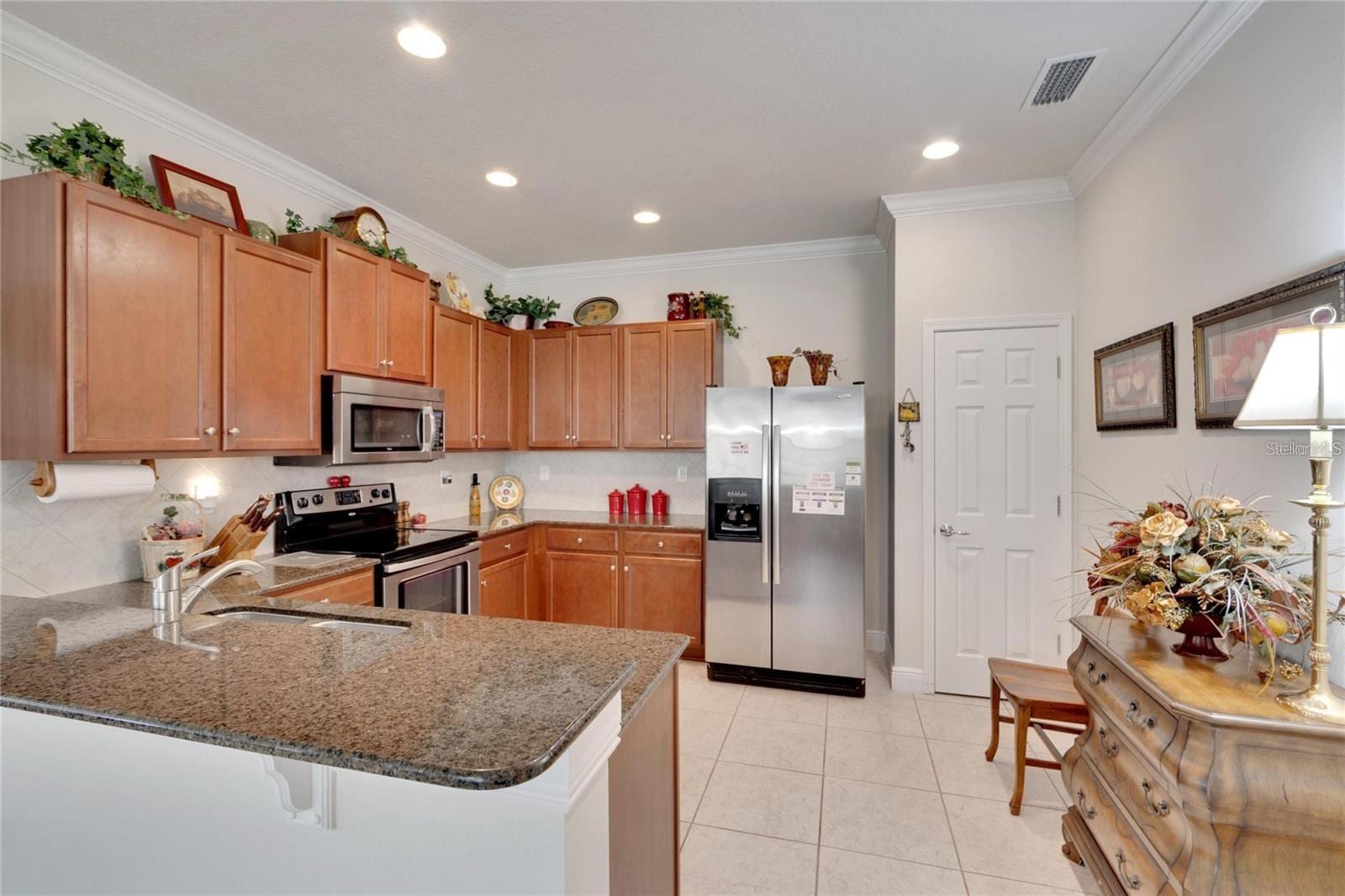 5648 Sunset Falls Dr photo 2