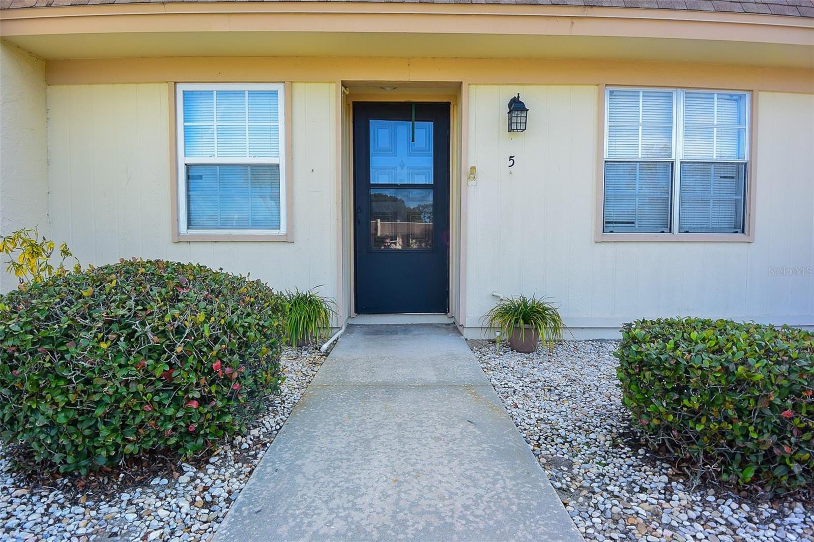11110 Carriage Hill Dr #5 photo 3