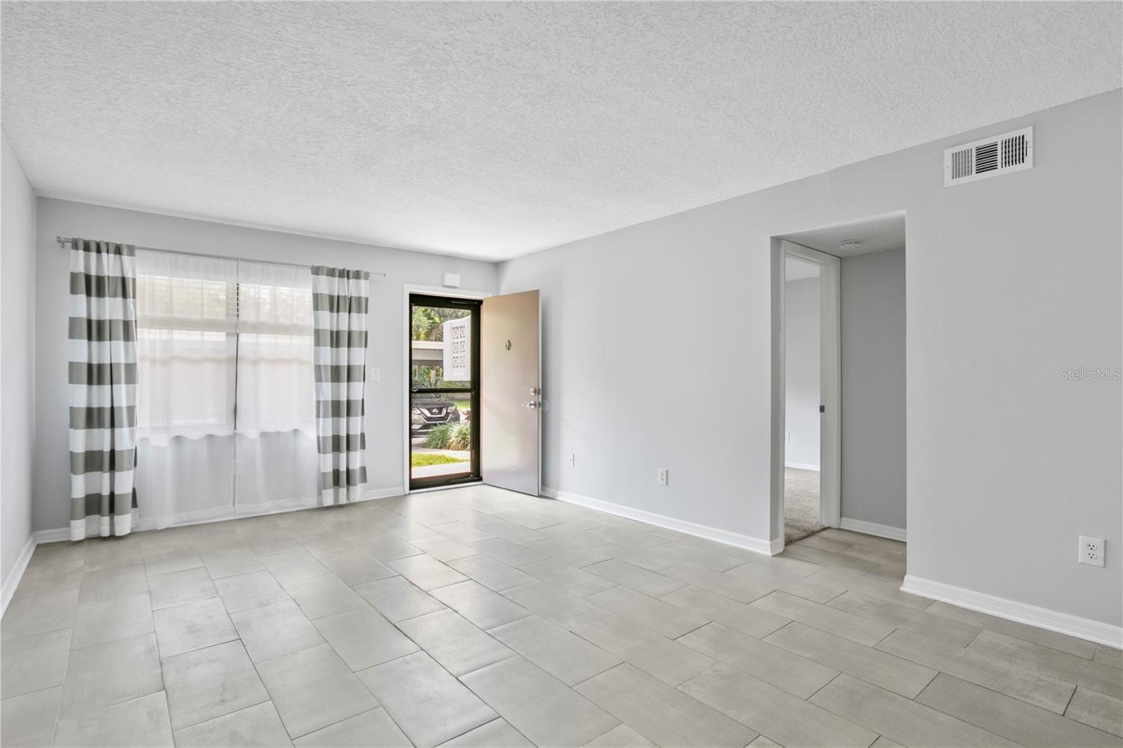 4920 Locust St NE #115 photo 3