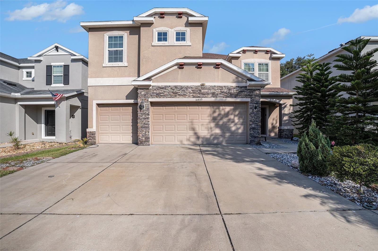 10439 Waterstone Dr photo 5