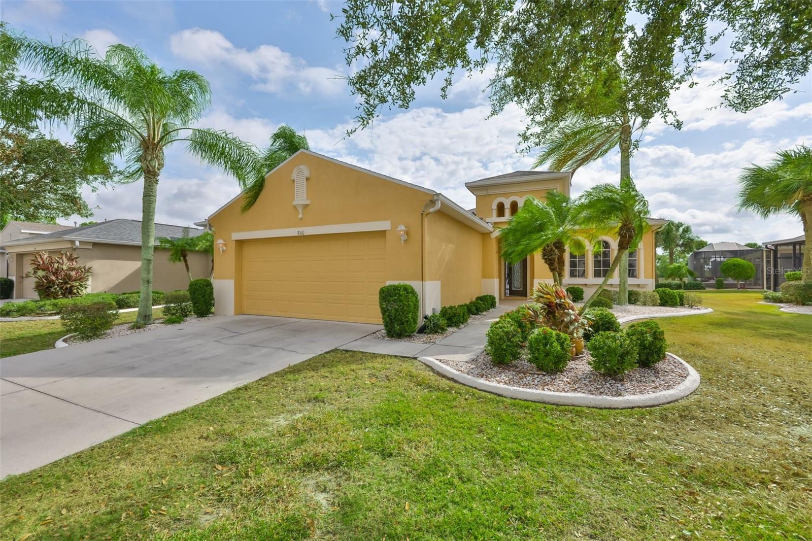 840 King Leon Way photo 2