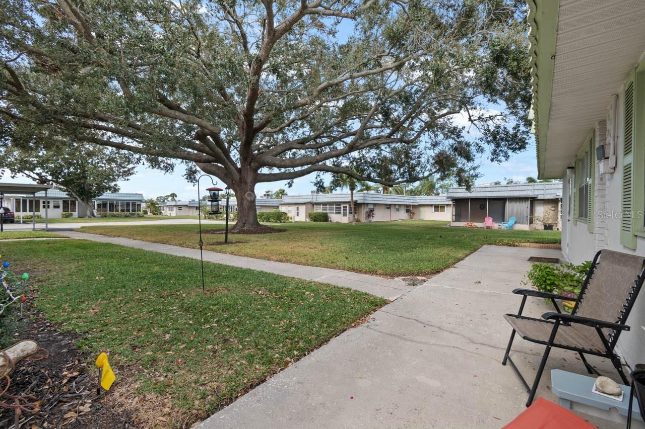 1802 Bedford Ln #2 photo 5