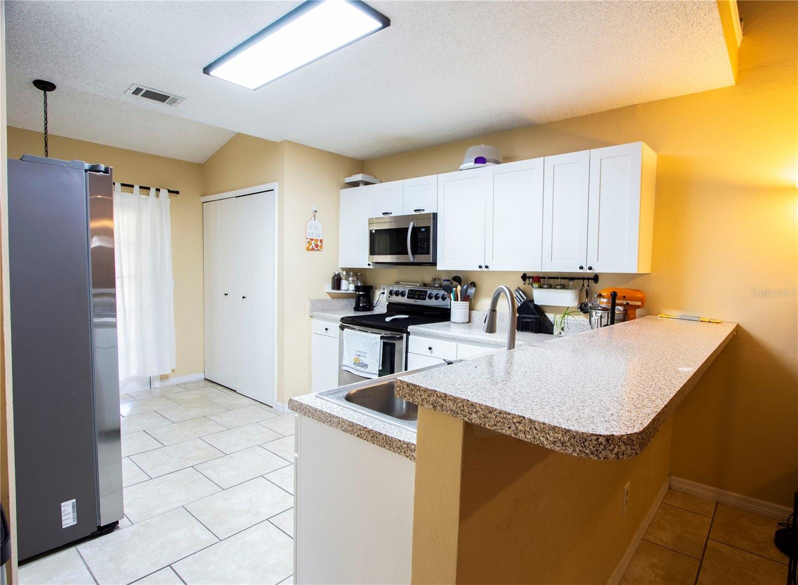 12718 Wood Trail Blvd photo 5