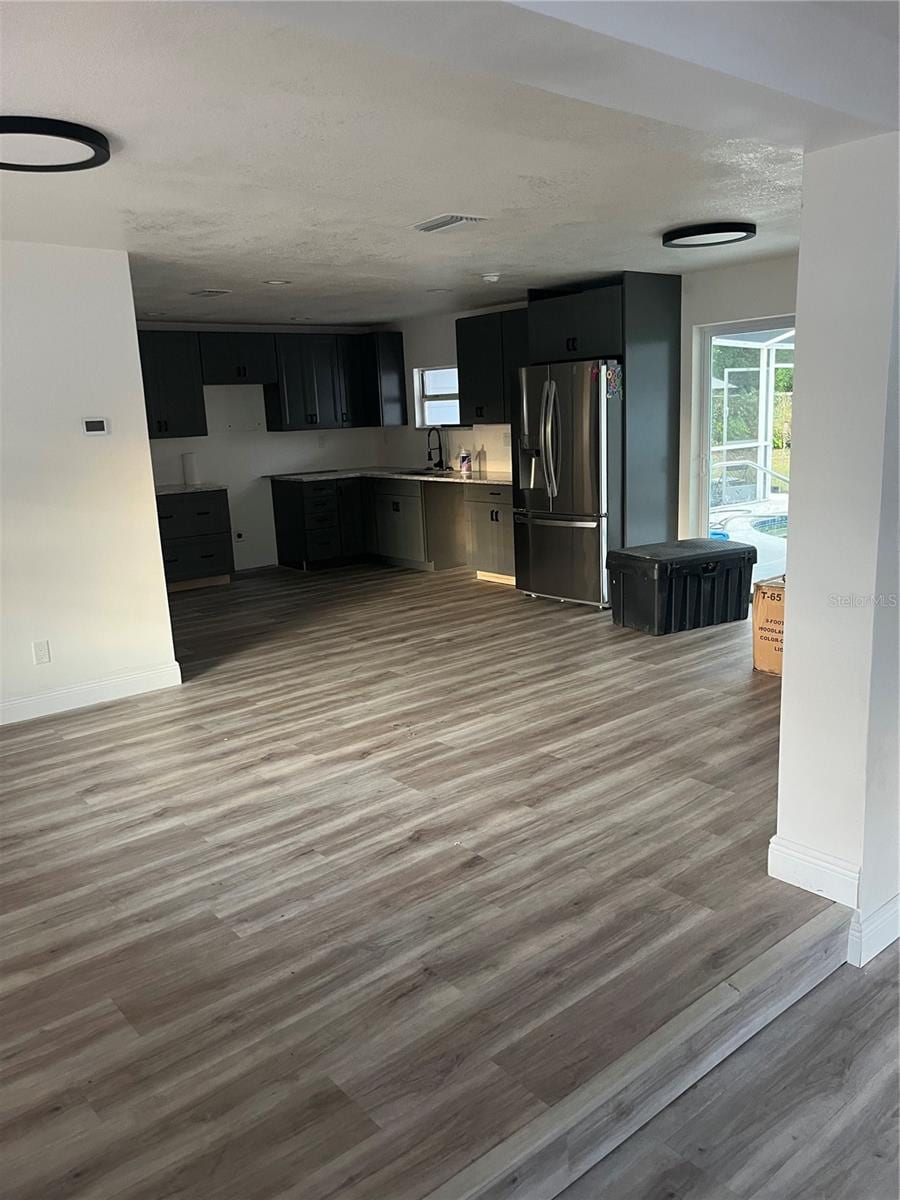 1006 Kenmore Dr photo 2