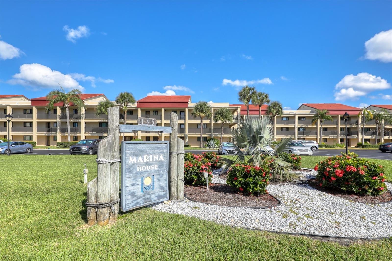 868 Bayway Blvd #108 photo 2