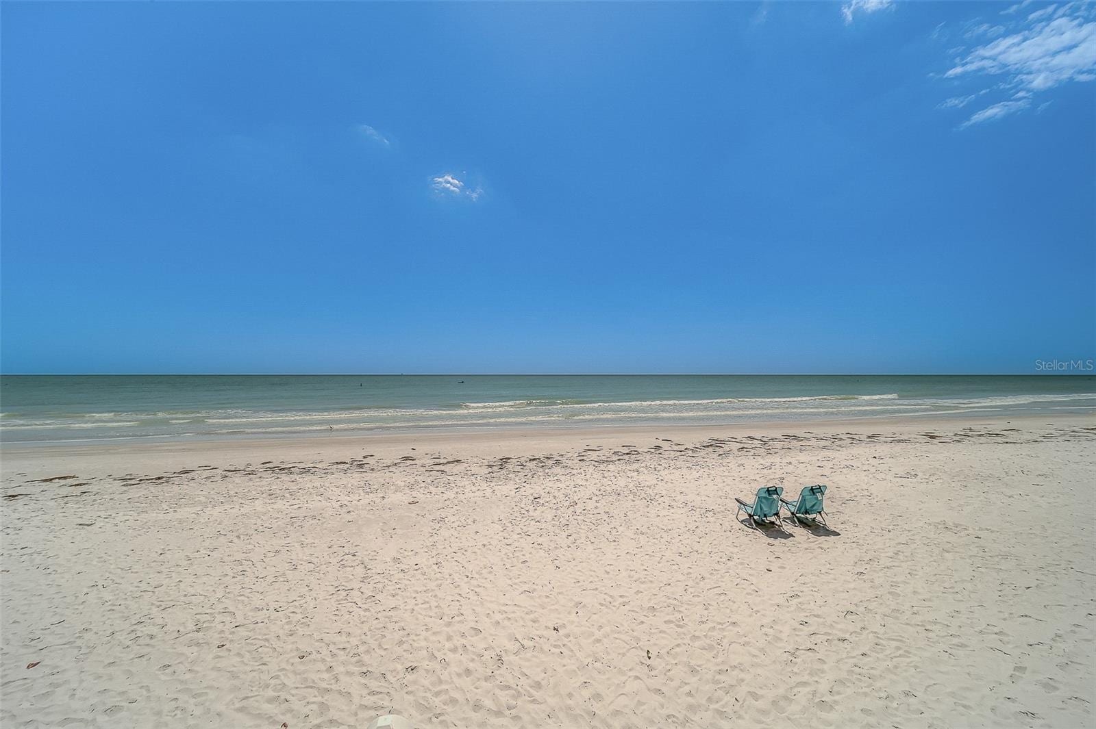 16450 Gulf Blvd #565 photo 4