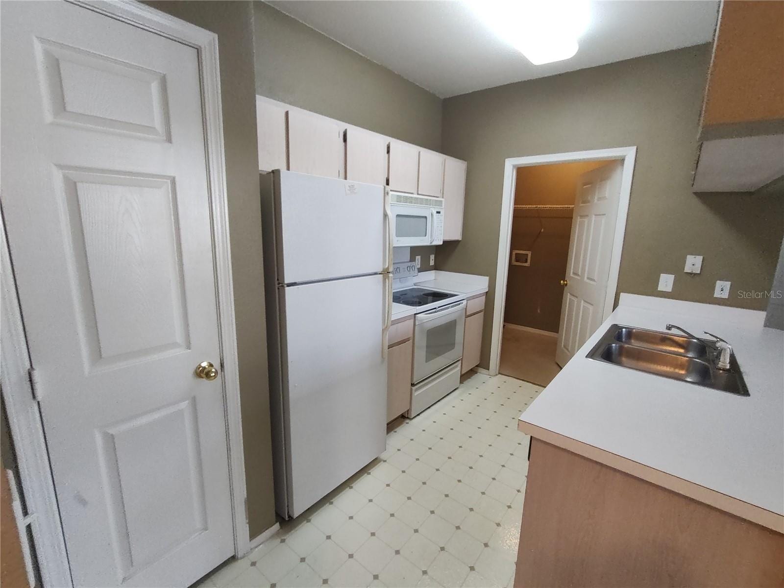 13005 Sanctuary Cove Dr #103 photo 5