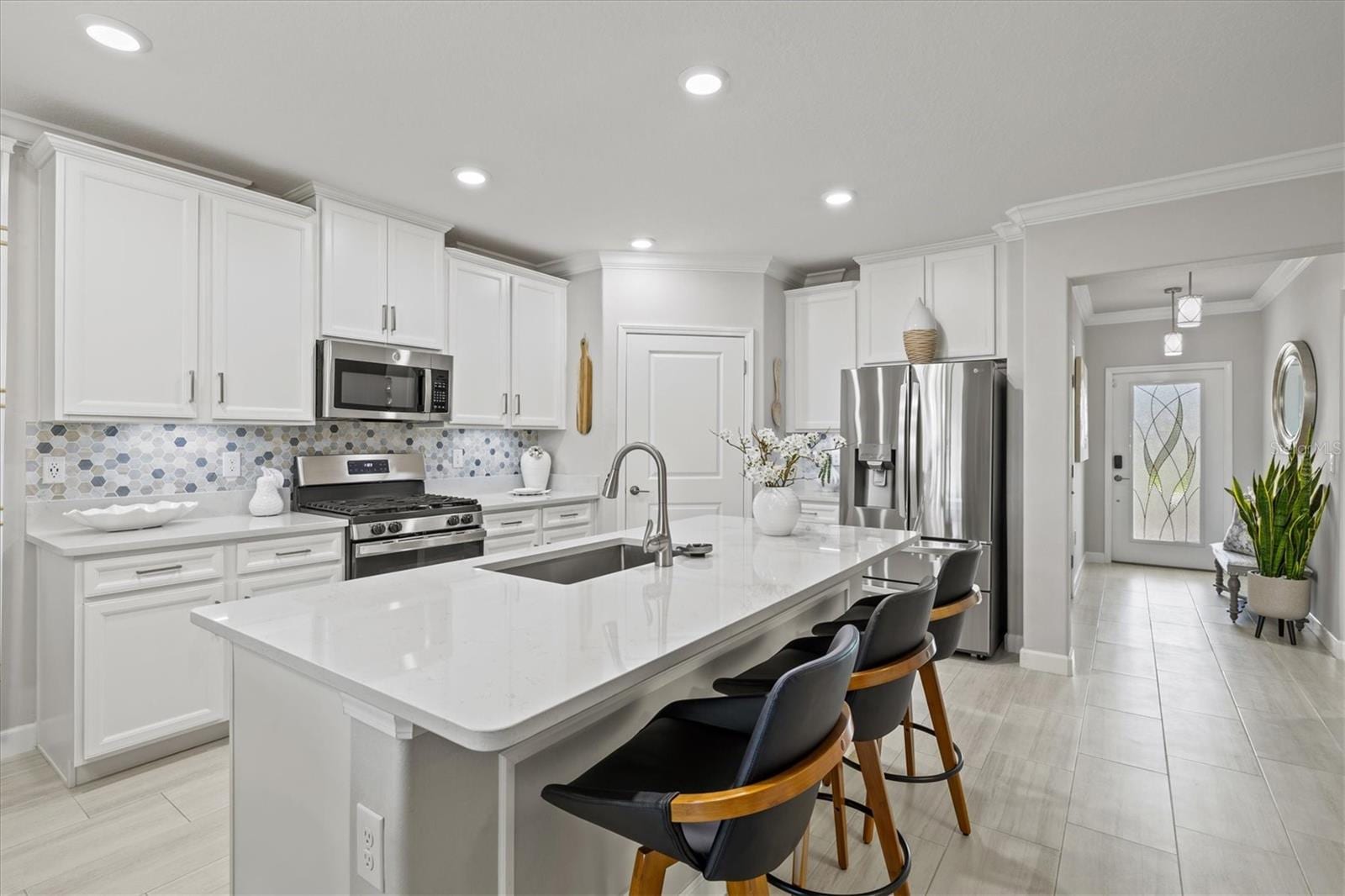 17578 Holly Well Ave photo 5