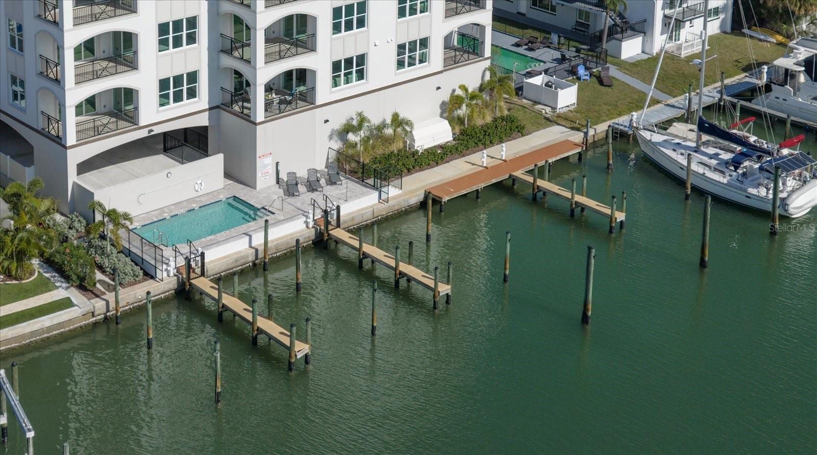 211 Dolphin Pt #5 photo 5